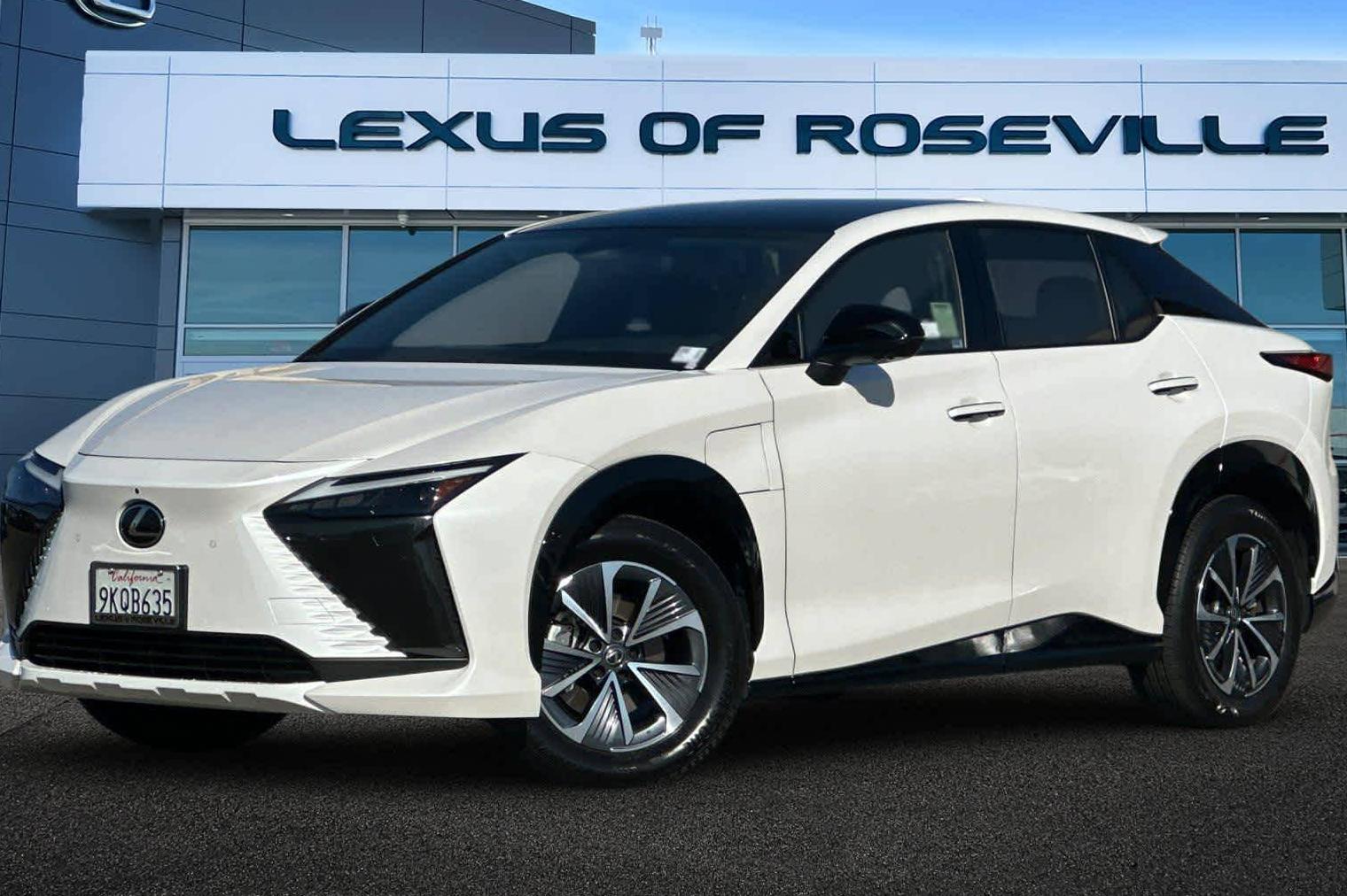 LEXUS RZ 450E 2023 JTJAAAAB2PA018735 image